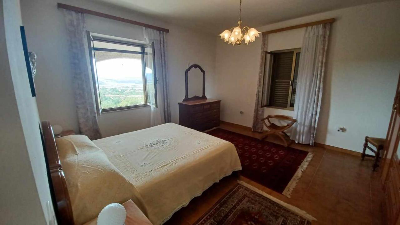 הוילה Perfugas La Casa Nella Natura מראה חיצוני תמונה