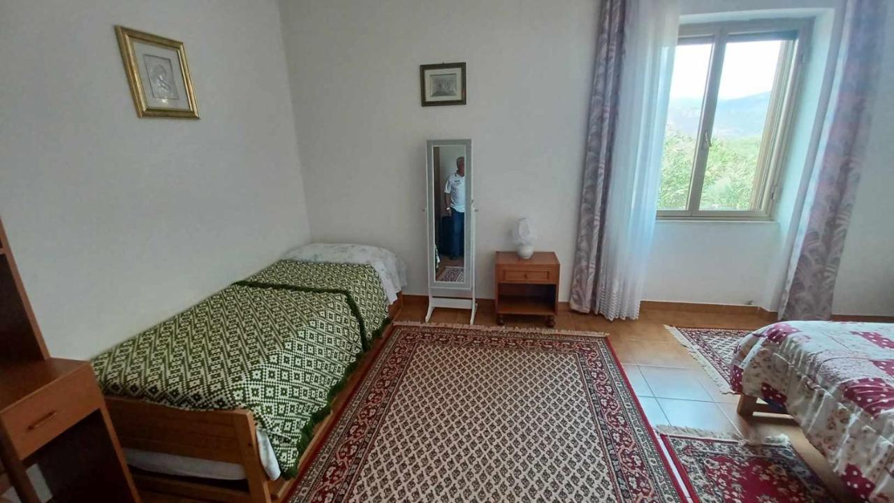 הוילה Perfugas La Casa Nella Natura מראה חיצוני תמונה