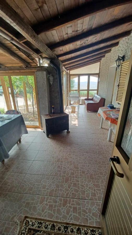 הוילה Perfugas La Casa Nella Natura מראה חיצוני תמונה
